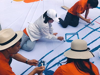 公司團(tuán)建:無(wú)能量不青春